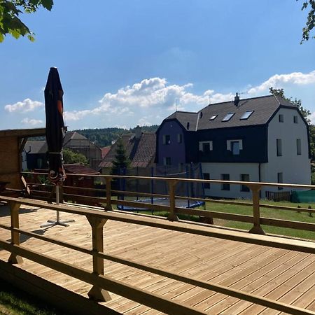 Apartments Villa Viola Kovarska Екстер'єр фото