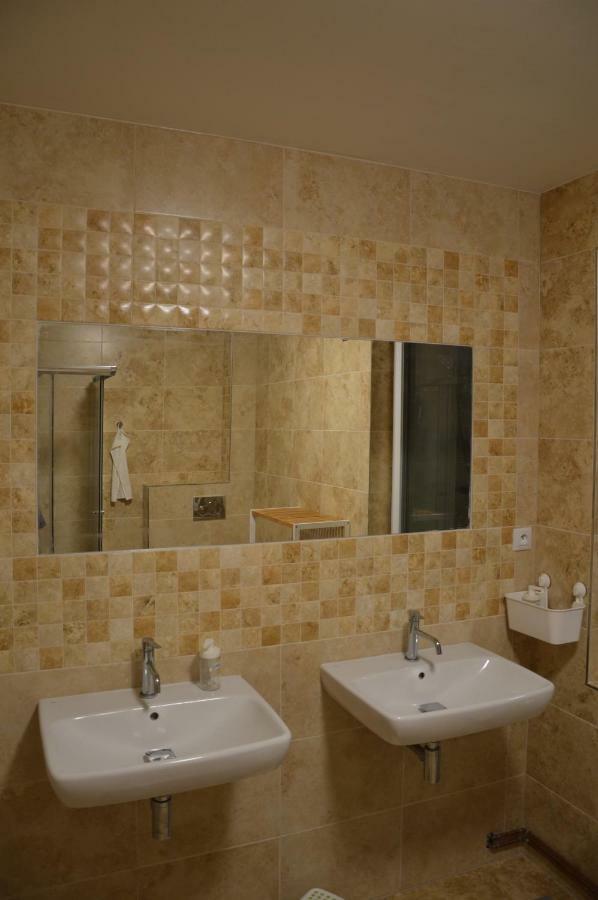 Apartments Villa Viola Kovarska Екстер'єр фото